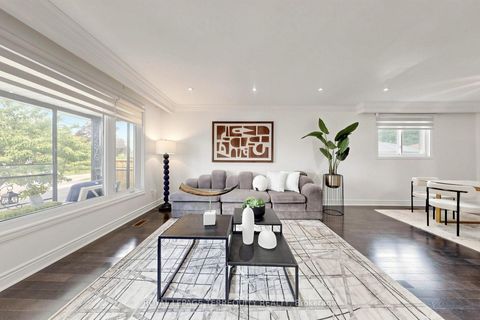 Photo 9 at 6 Fulwell Crescent, York University Heights, Toronto