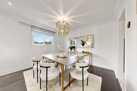 Photo 11 at 6 Fulwell Crescent, York University Heights, Toronto