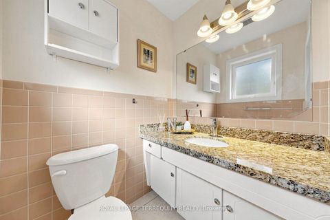 Photo 21 at 6 Fulwell Crescent, York University Heights, Toronto