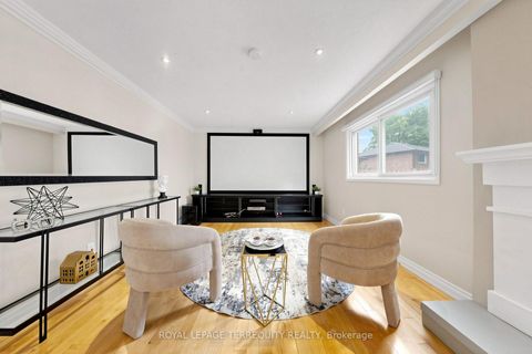 Photo 35 at 6 Fulwell Crescent, York University Heights, Toronto