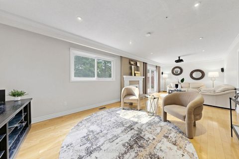 Photo 37 at 6 Fulwell Crescent, York University Heights, Toronto