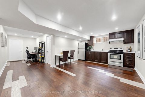 Photo 40 at 6 Fulwell Crescent, York University Heights, Toronto