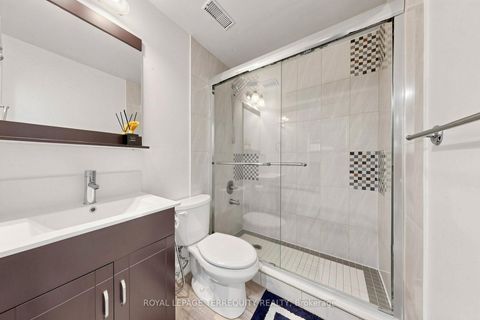Photo 43 at 6 Fulwell Crescent, York University Heights, Toronto
