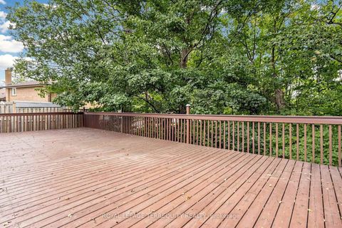 Photo 45 at 6 Fulwell Crescent, York University Heights, Toronto