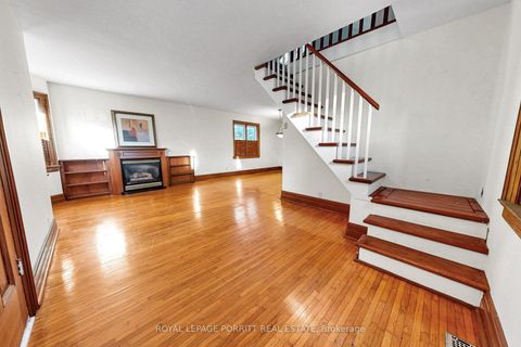 Photo 1 at 51 Arcadian Circle, Long Branch, Toronto