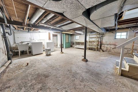 Photo 25 at 51 Arcadian Circle, Long Branch, Toronto