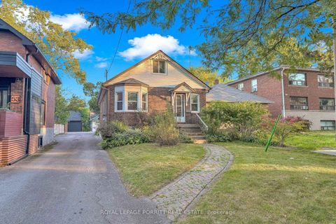 Photo 26 at 51 Arcadian Circle, Long Branch, Toronto