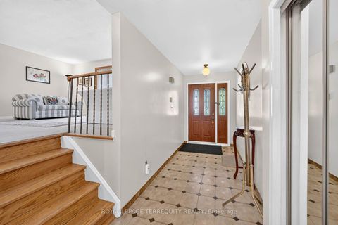 Photo 3 at 851 Huntingwood Drive, Sullivan, Toronto