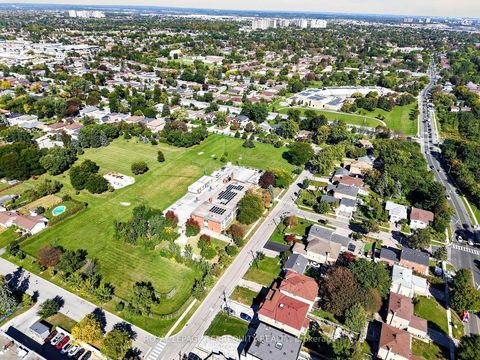 Photo 42 at 851 Huntingwood Drive, Sullivan, Toronto