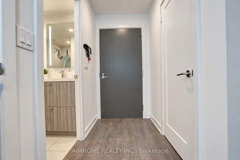 Photo 5 at 310 - 50 Mccaul Street, Chinatown, Toronto