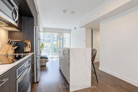 Photo 12 at 310 - 50 Mccaul Street, Chinatown, Toronto