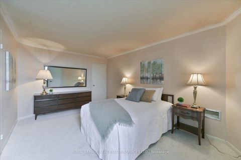 Photo 24 at E1 - 284 Mill Road, Markland Wood, Toronto