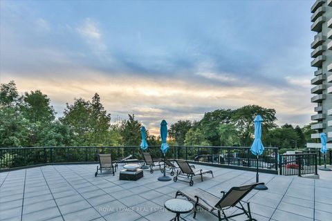 Photo 36 at E1 - 284 Mill Road, Markland Wood, Toronto