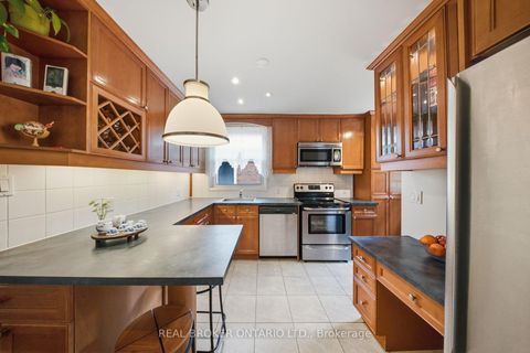 Photo 8 at 88 Cavehill Crescent, Maryvale, Toronto