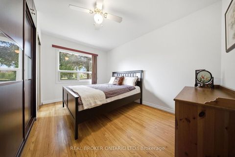 Photo 10 at 88 Cavehill Crescent, Maryvale, Toronto
