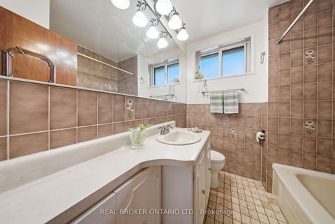 Photo 11 at 88 Cavehill Crescent, Maryvale, Toronto