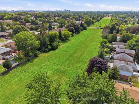 Photo 23 at 88 Cavehill Crescent, Maryvale, Toronto
