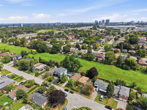 Photo 25 at 88 Cavehill Crescent, Maryvale, Toronto