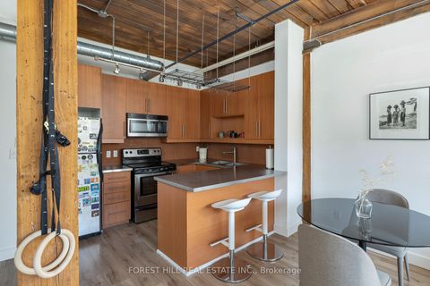 Photo 9 at 105 - 2154 Dundas Street W, Roncesvalles, Toronto