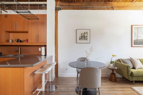 Photo 11 at 105 - 2154 Dundas Street W, Roncesvalles, Toronto