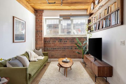 Photo 15 at 105 - 2154 Dundas Street W, Roncesvalles, Toronto