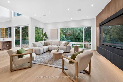 Photo 5 at 272 Renforth Drive, Markland Wood, Toronto