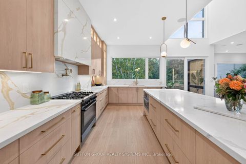 Photo 10 at 272 Renforth Drive, Markland Wood, Toronto