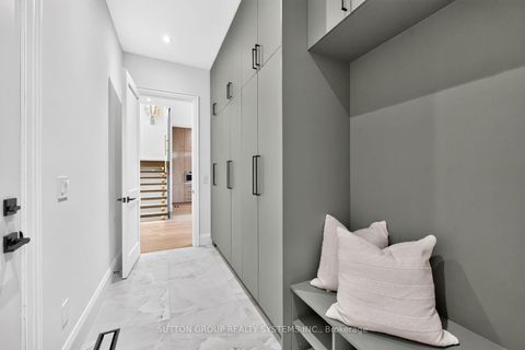 Photo 12 at 272 Renforth Drive, Markland Wood, Toronto
