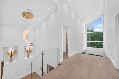 Photo 15 at 272 Renforth Drive, Markland Wood, Toronto