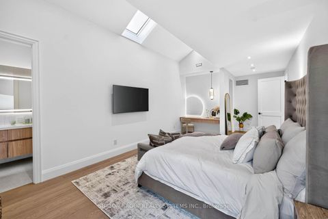 Photo 20 at 272 Renforth Drive, Markland Wood, Toronto