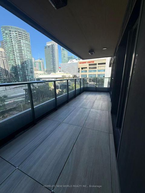 Photo 11 at 502 - 1 Concord Cityplace Way, Waterfront Communities C1, Toronto