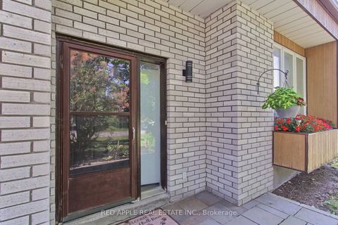 Photo 3 at 2277 Scythes Street, Stroud, Innisfil
