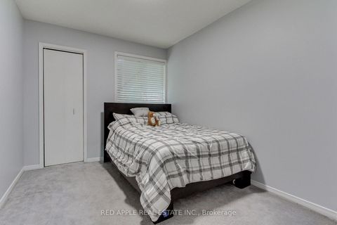 Photo 18 at 2277 Scythes Street, Stroud, Innisfil