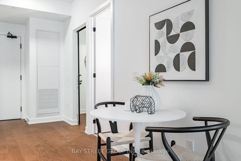 Photo 4 at 639 - 91 Montclair Avenue, Forest Hill South, Toronto