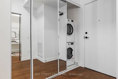 Photo 12 at 639 - 91 Montclair Avenue, Forest Hill South, Toronto