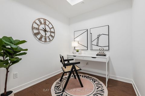 Photo 13 at 639 - 91 Montclair Avenue, Forest Hill South, Toronto