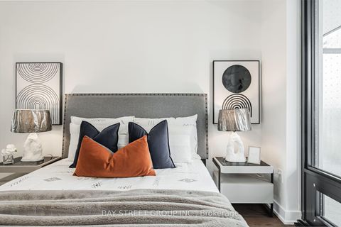 Photo 15 at 639 - 91 Montclair Avenue, Forest Hill South, Toronto