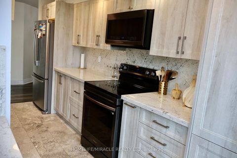 Photo 6 at 802 - 3233 Eglinton Avenue E, Scarborough Village, Toronto