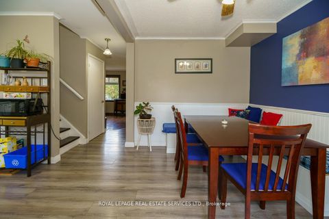 Photo 14 at 114 Elizabeth Street, Ardagh, Barrie