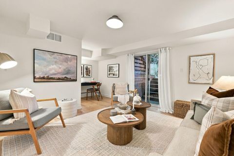 Photo 23 at 60 Poulett Street, Moss Park, Toronto