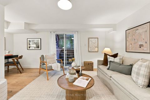 Photo 24 at 60 Poulett Street, Moss Park, Toronto