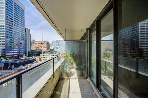 Photo 18 at 917 - 111 Elizabeth Street, Bay Street Corridor, Toronto