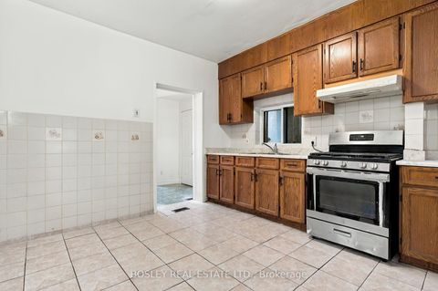 Photo 9 at 371 Brock Avenue, Dufferin Grove, Toronto