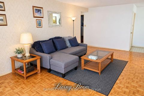 Photo 3 at 307 - 60 Stevenson Road, Jamestown, Toronto