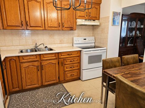 Photo 6 at 307 - 60 Stevenson Road, Jamestown, Toronto