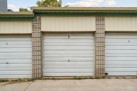 Photo 18 at 7 - 6 Bartlett Avenue, Junction, Toronto