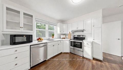 Photo 13 at 3 Greengate Road, Don Mills, Toronto