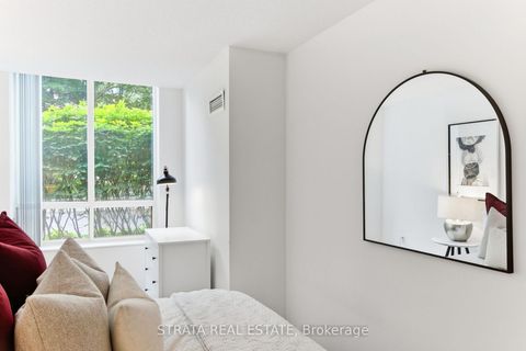 Photo 12 at 105 - 29 Pemberton Avenue, Newtonbrook East, Toronto
