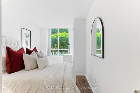 Photo 13 at 105 - 29 Pemberton Avenue, Newtonbrook East, Toronto