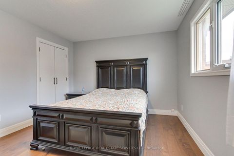 Photo 20 at 190 Benjamin Boake Trail, York University Heights, Toronto